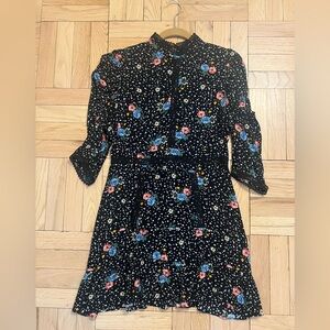 Topshop Black Floral Dress w/ Lace Detail. Zipper/buttons in back. Size 6P.